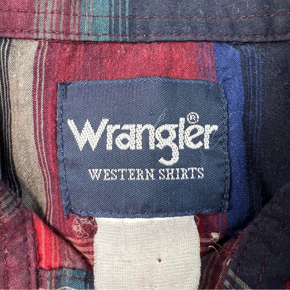 Wrangler Pearl Snap Shirt Casual Plaid Red Blue Western Size 16.5 / 35 - Picture 3 of 7